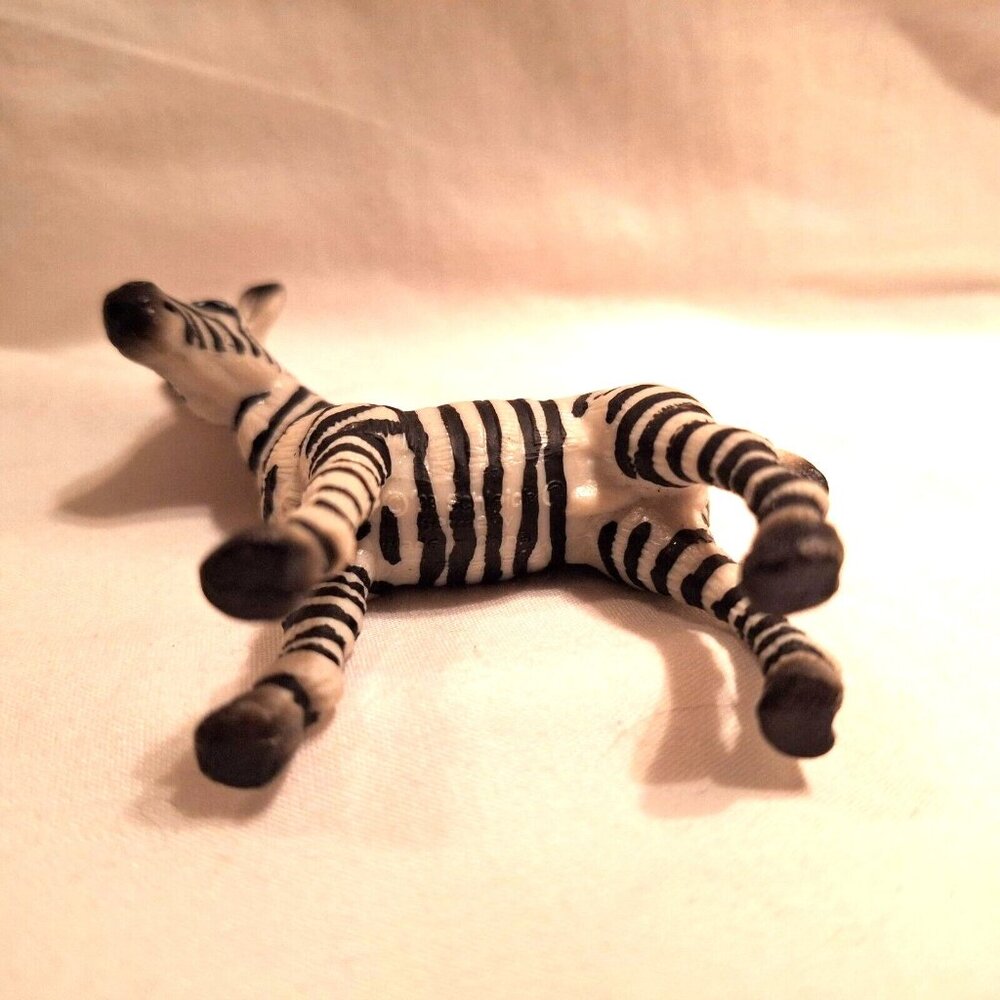 Schleich 3" Zebra Foal 1998 Baby Figure Zoo Wildlife Vintage 90s - Picture 4 of 8